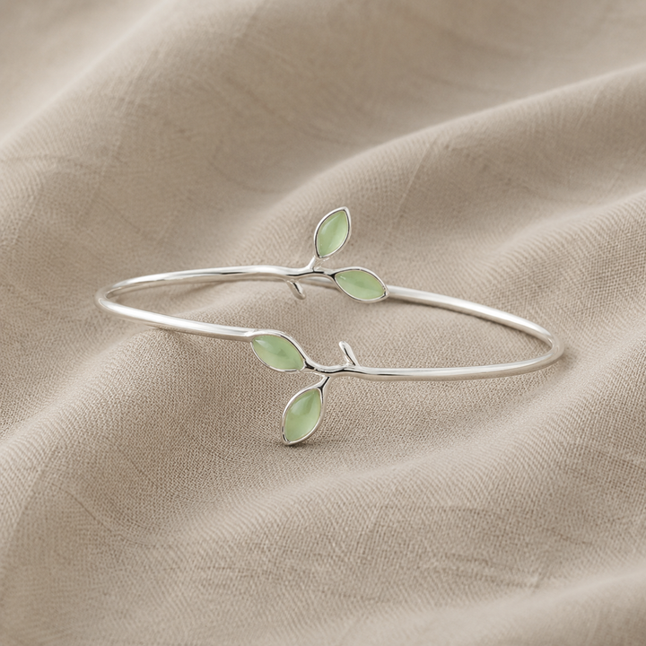 Silver Bangle Eabha with Opal Leaves