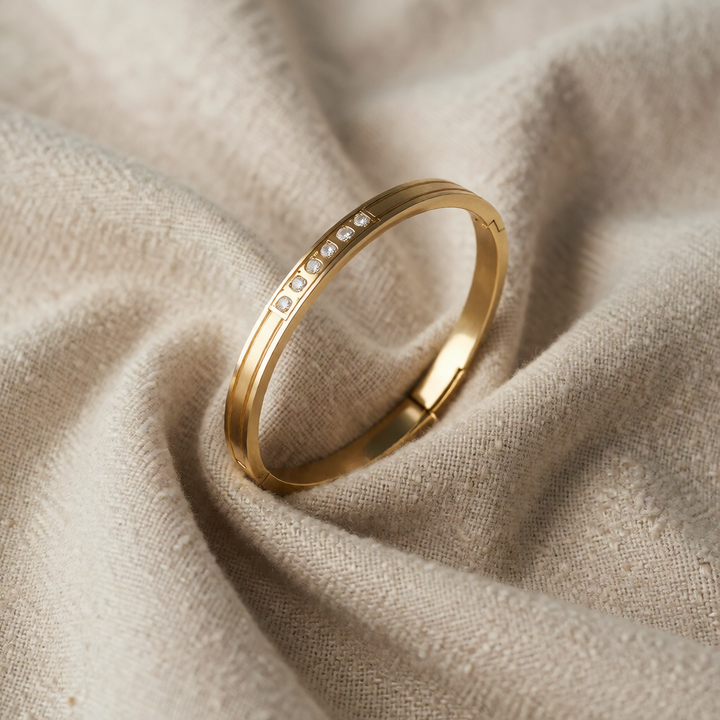 Gold Bangle Bracelet Órla with Zirconia