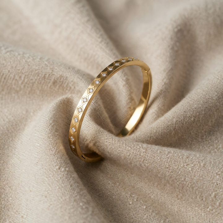 Gold Bangle Bracelet Siobhán with Zirconia