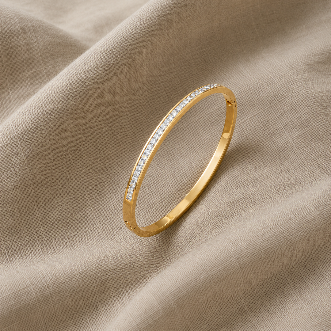 Gold Bangle Bracelet Íde with Zirconia
