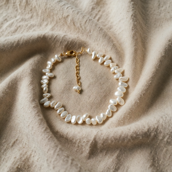 Pearl Beaded Necklace Órlaith with Baroque Pearls
