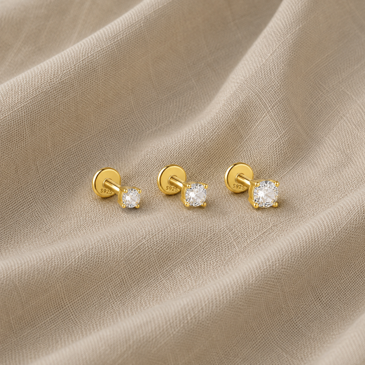 Gold Stud Earrings Sadhbh with Round Zirconia