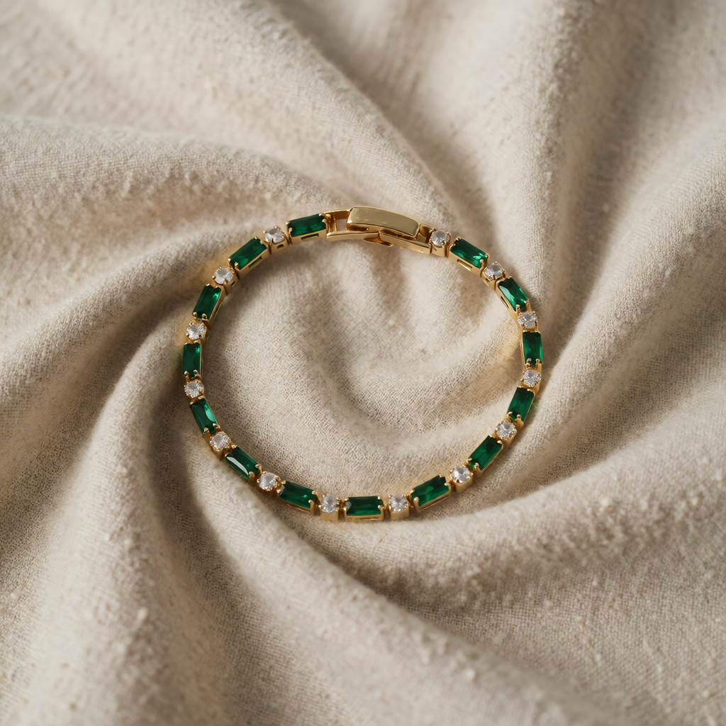 Gold Tennis Bracelet Caoimhe with Emerald and Zirconia