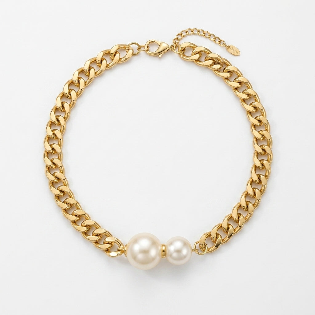 Gold Chain Necklace Béibhinn with Double Pearls