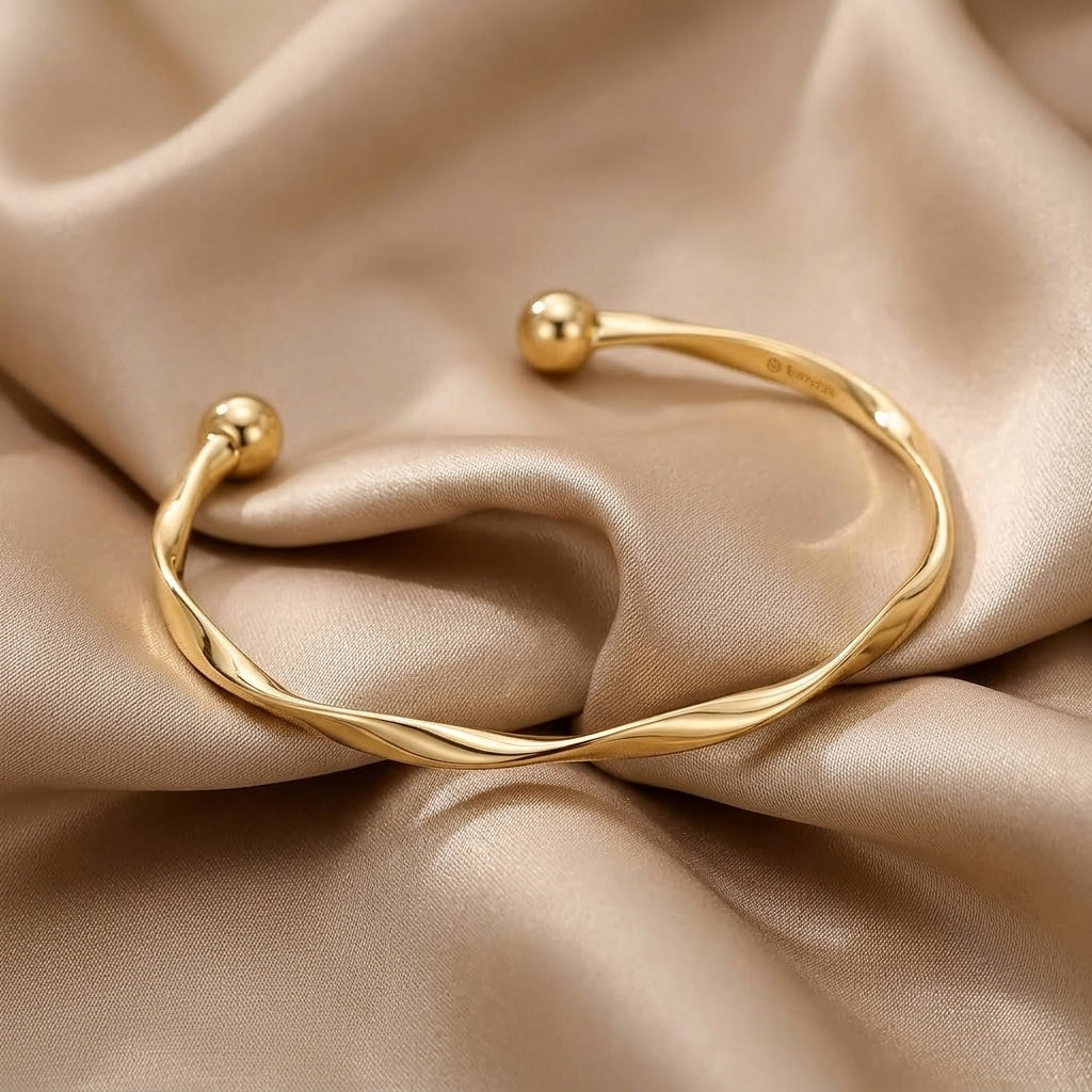 Gold Cuff Bracelet Aoife with Twist
