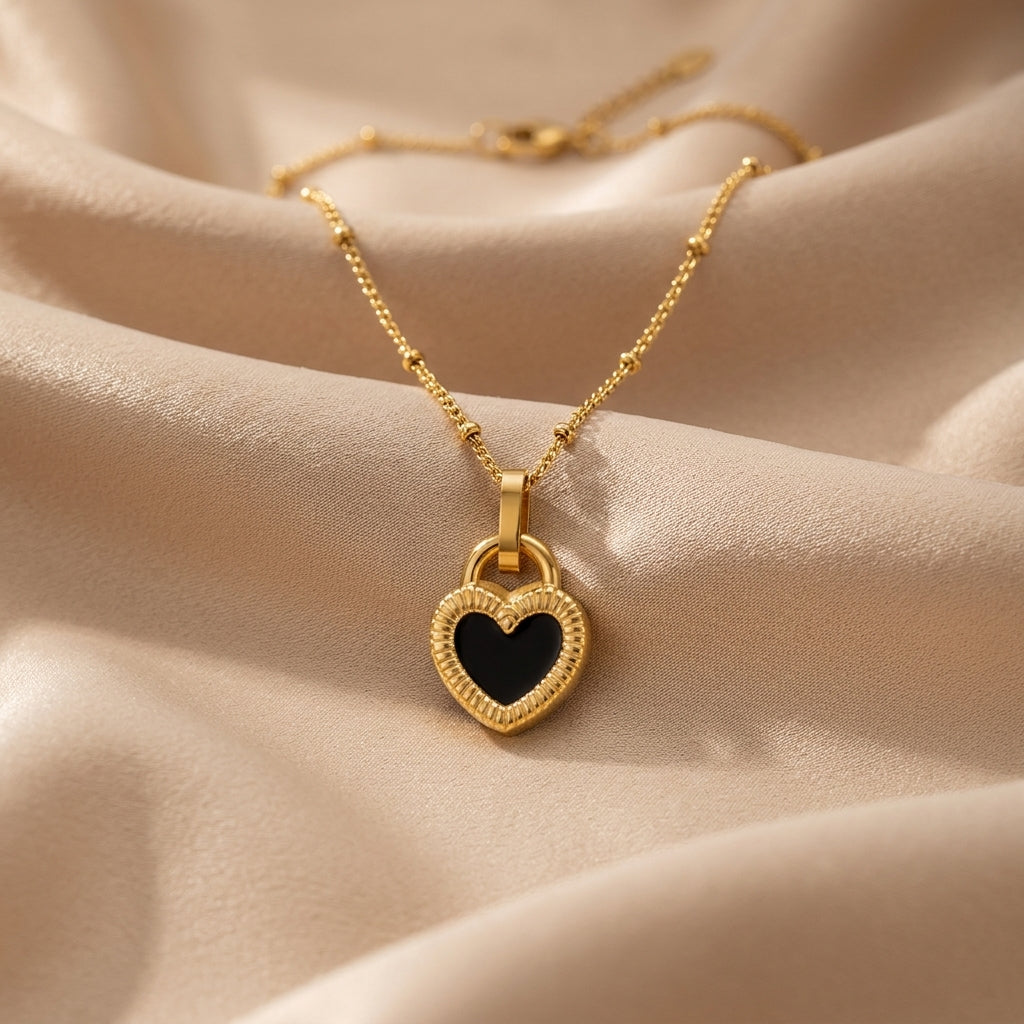 Gold Necklace Sorcha with Black Onyx Heart