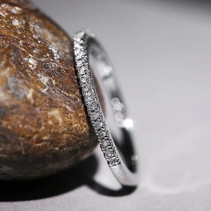 Gold Band Ring Laoise with Zirconia