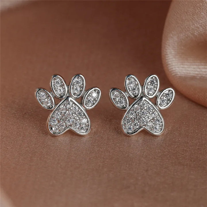 White Zirconia Paw Studs – Heart-Shaped Design