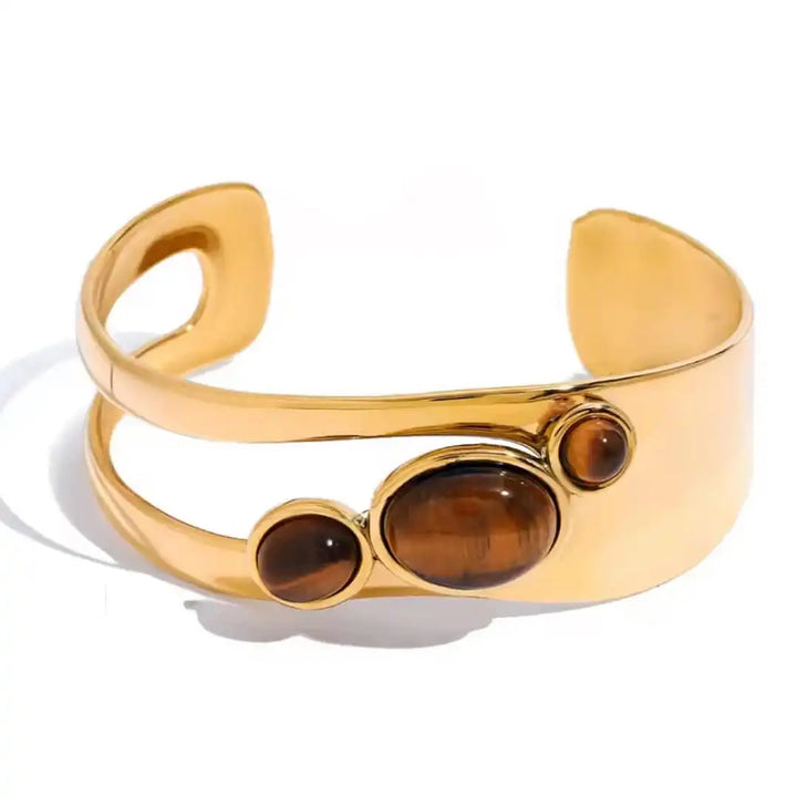 Gold Ring Dervla with Pearls