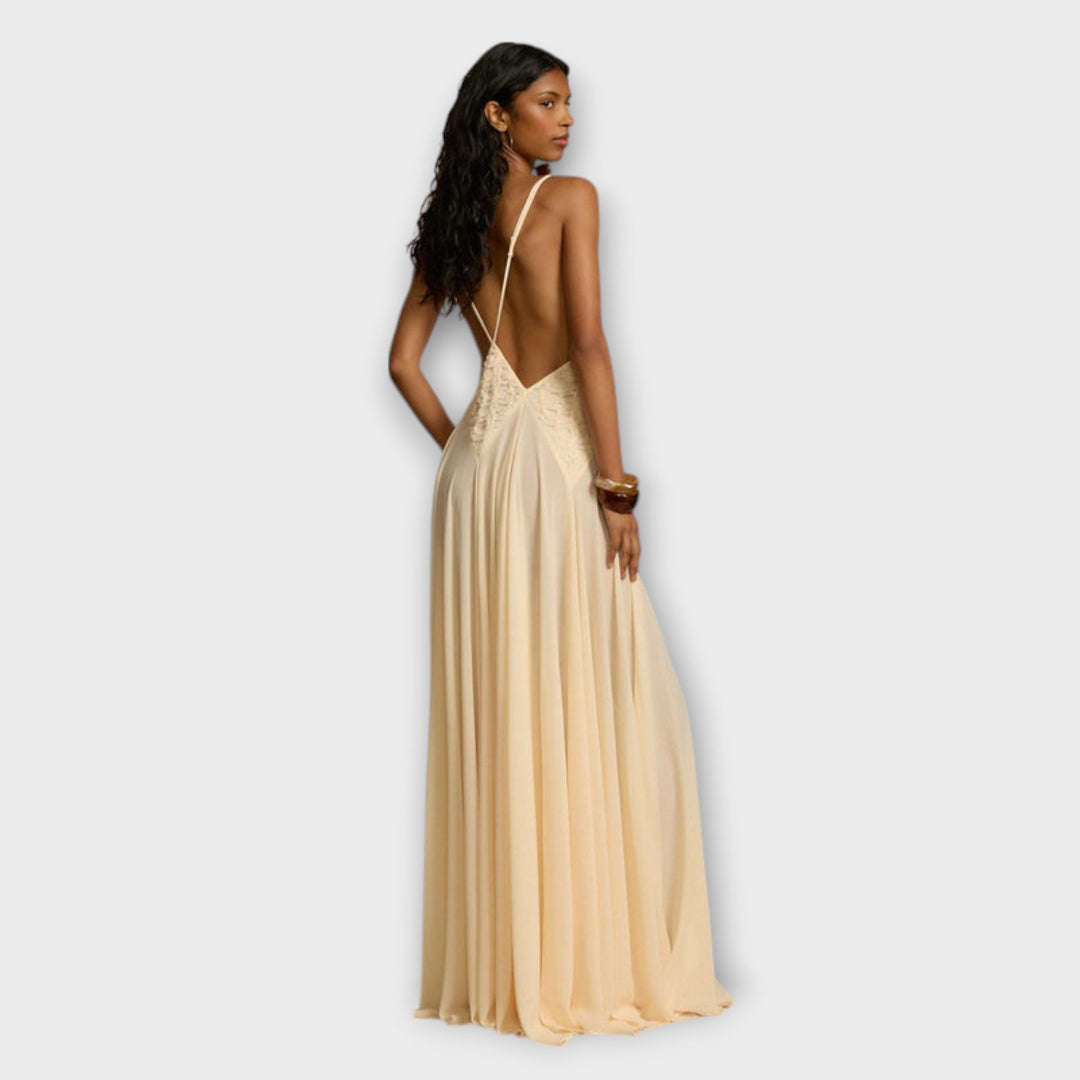 Lavinia - Cremefarbenes Maxikleid mit tiefem V-Ausschnitt