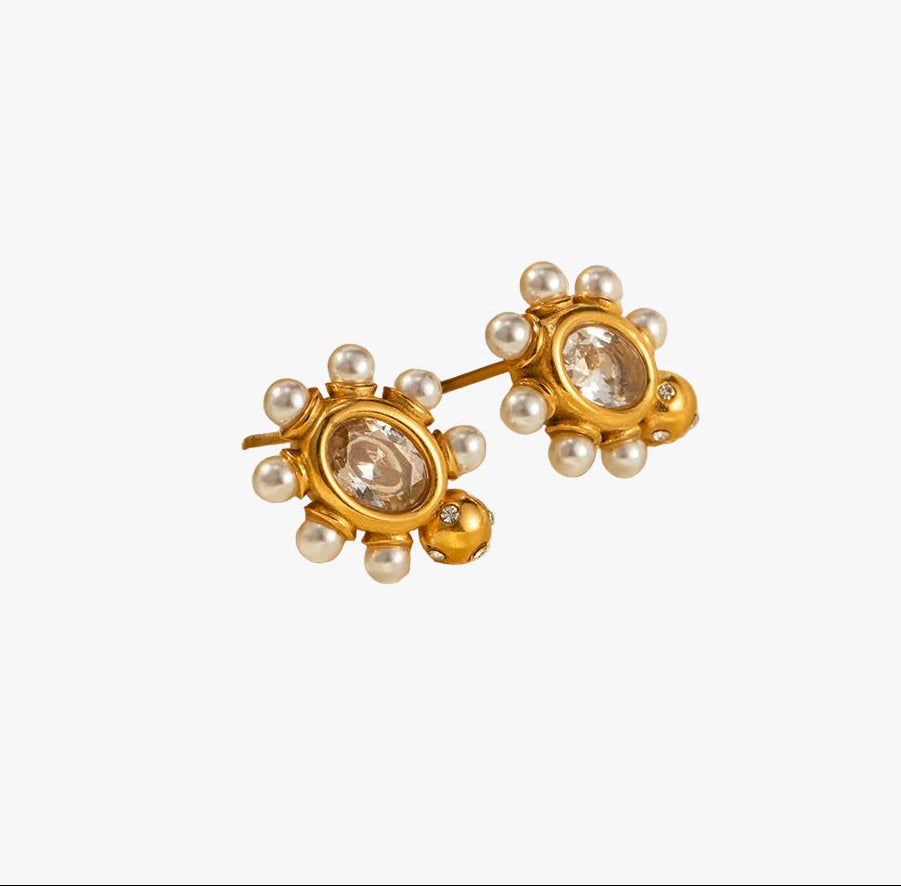 Gold Stud Earrings Róisín with Pearls and Crystal