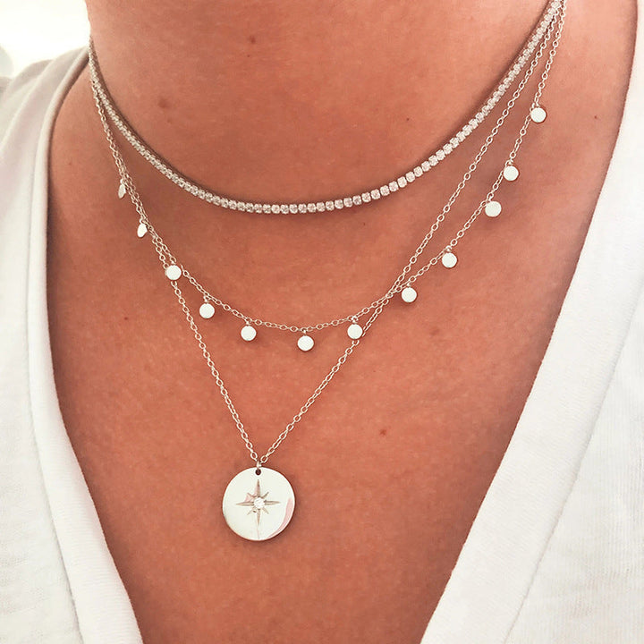 Gold Necklace Aoibhinn with Star Motif