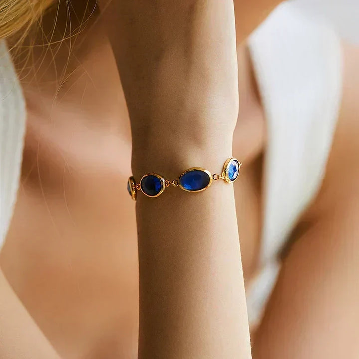 Gold Chain Bracelet Saoirse with Sapphire