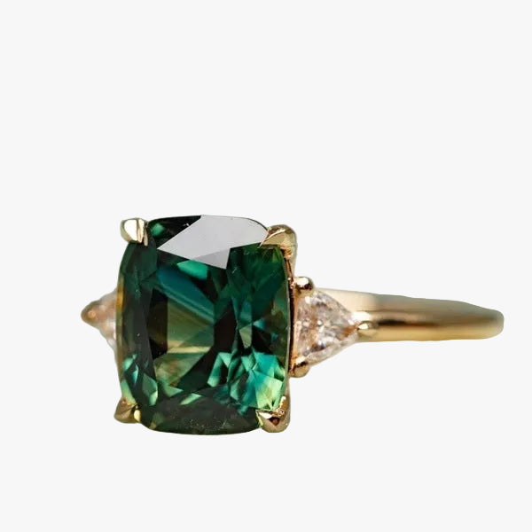 Gold Ring Siobhán with Emerald