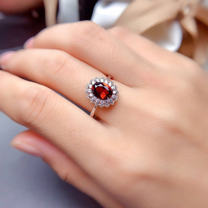White Gold Ring Saoirse with Ruby