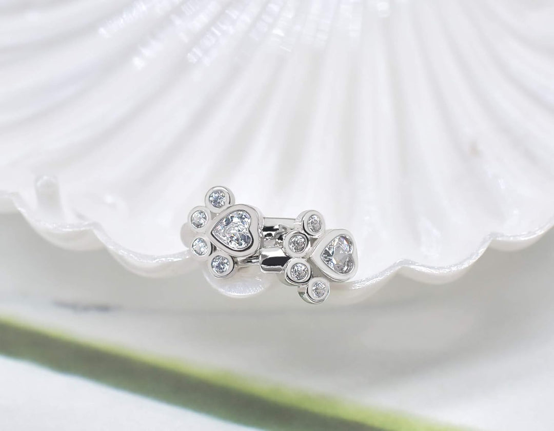 Silver Huggie Earrings Neasa with Zirconia Paw