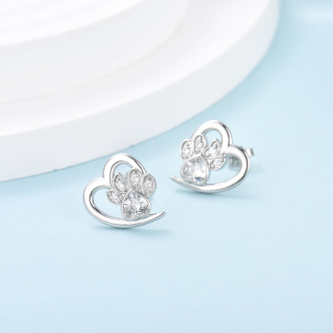 Silver Stud Earrings Órlaith with Heart and Paw