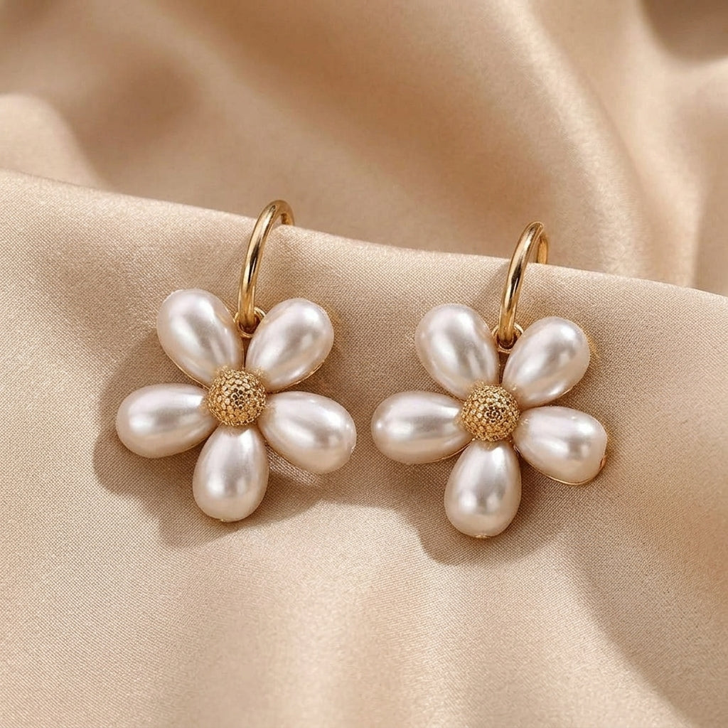 Gold Drop Earrings Órlaith with Pearl Flower