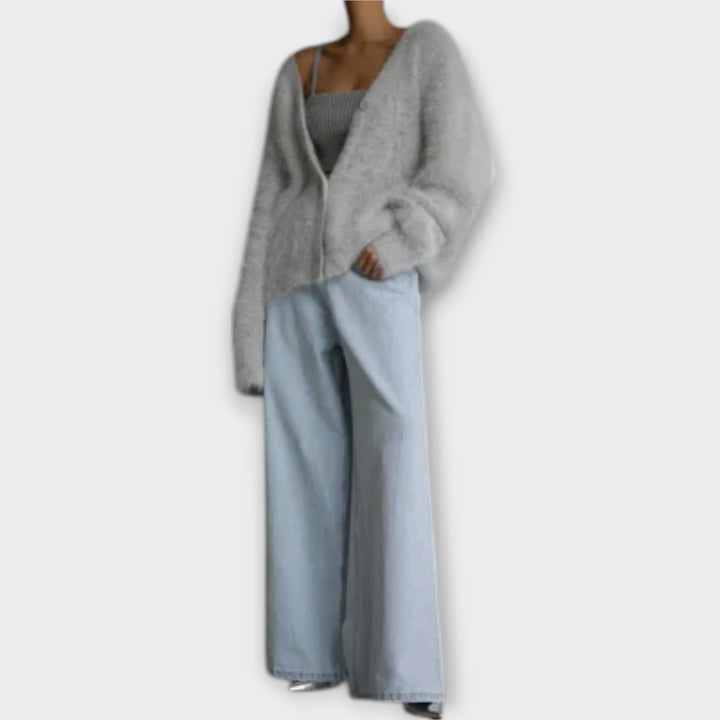 Dahlia - Beiger eleganter Flausch-Cardigan