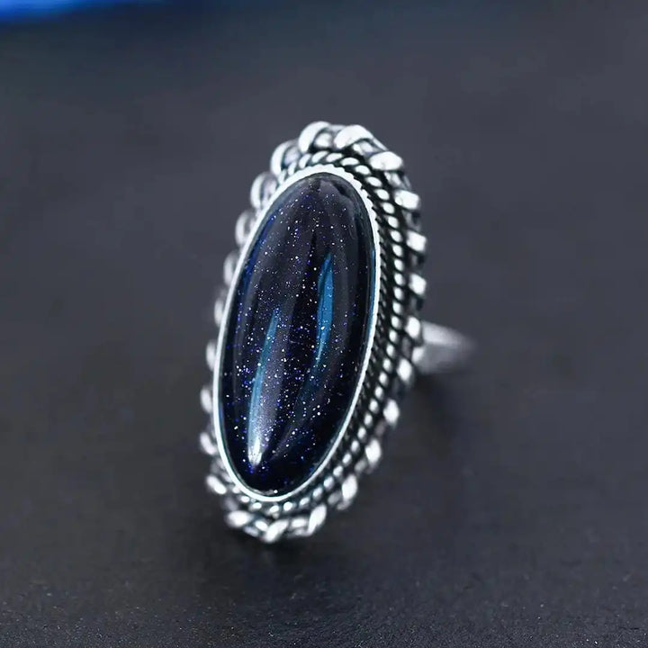 Silver Ring Íde with Blue Sandstone