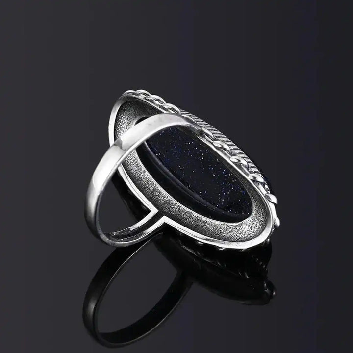 Silver Ring Íde with Blue Sandstone