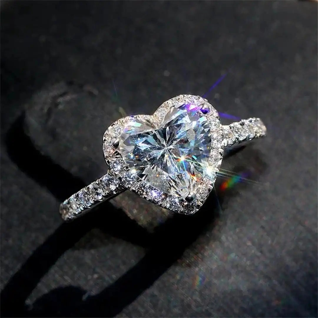 Silver Ring Deirdre with Heart-Shaped Crystal
