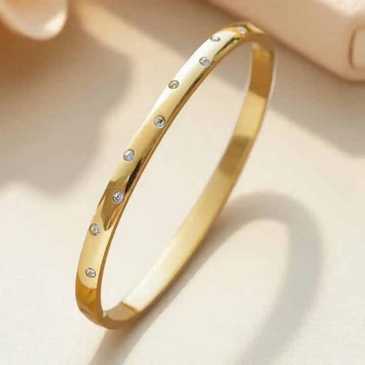 Silver Bangle Deirbhile with Zircon Accents