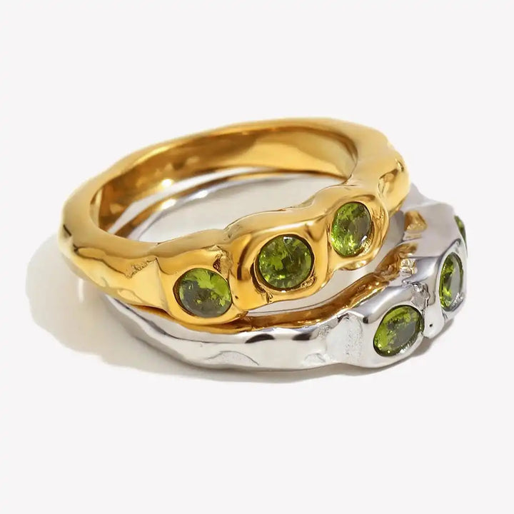 Gold-Plated Ring Deirdre with Peridot