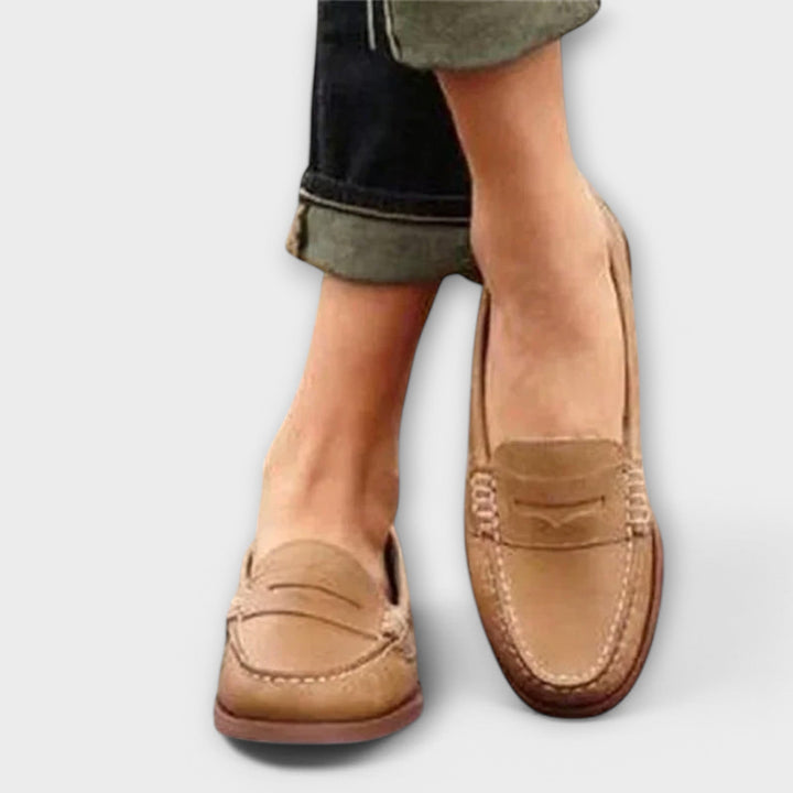 Gertrud - Klassische Braune Loafer
