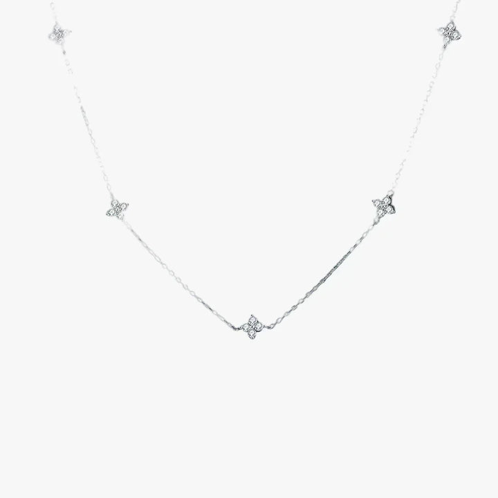 Silver Necklace Méabh with Zirconia Flowers