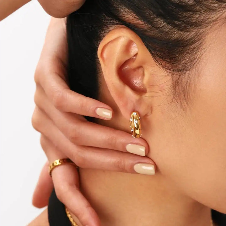 Gold Hoop Earrings Clíodhna with Pearls and Crystals