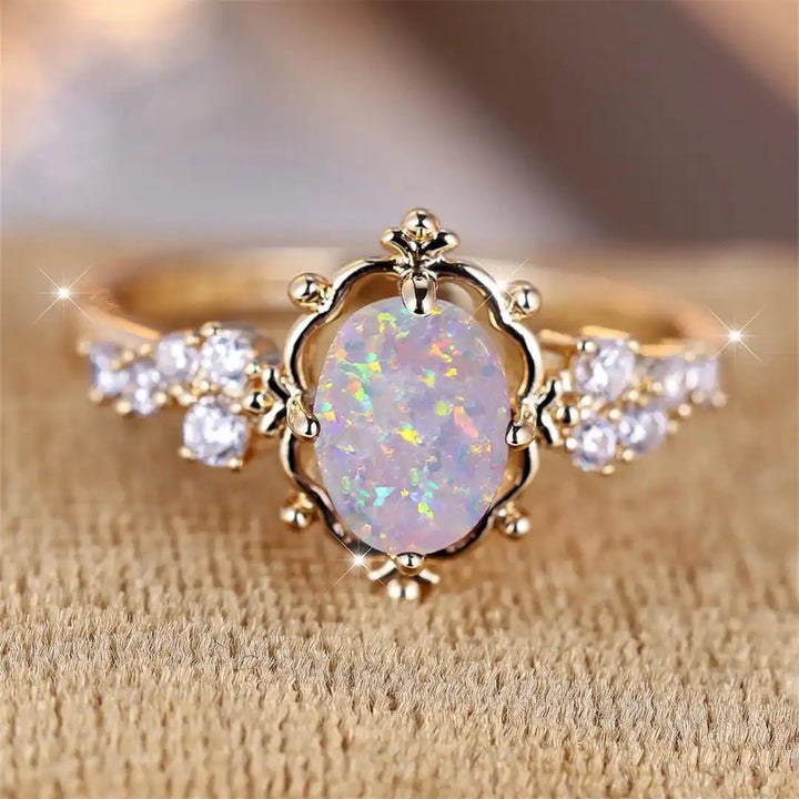 Gold Ring Siobhán with Opal