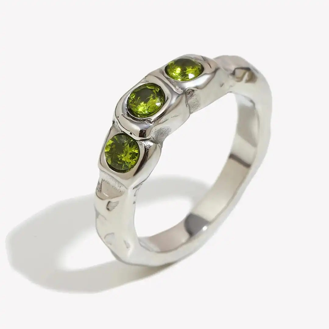 Gold-Plated Ring Deirdre with Peridot