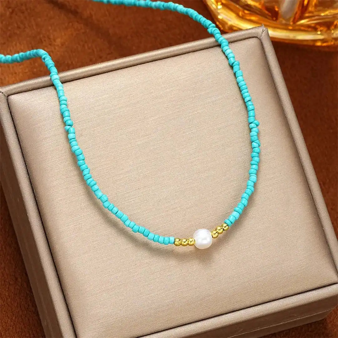 Turquoise Beaded Choker Aoibhinn with Pearl