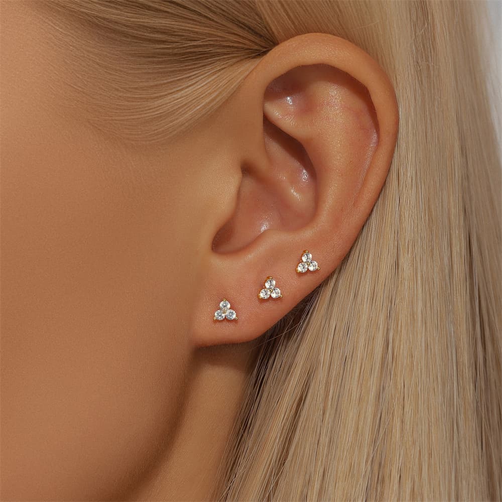 Gold Stud Earrings Fionnuala with Crystal Trio
