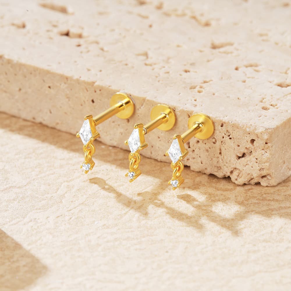 Gold Ring Eabha with Kite Crystal