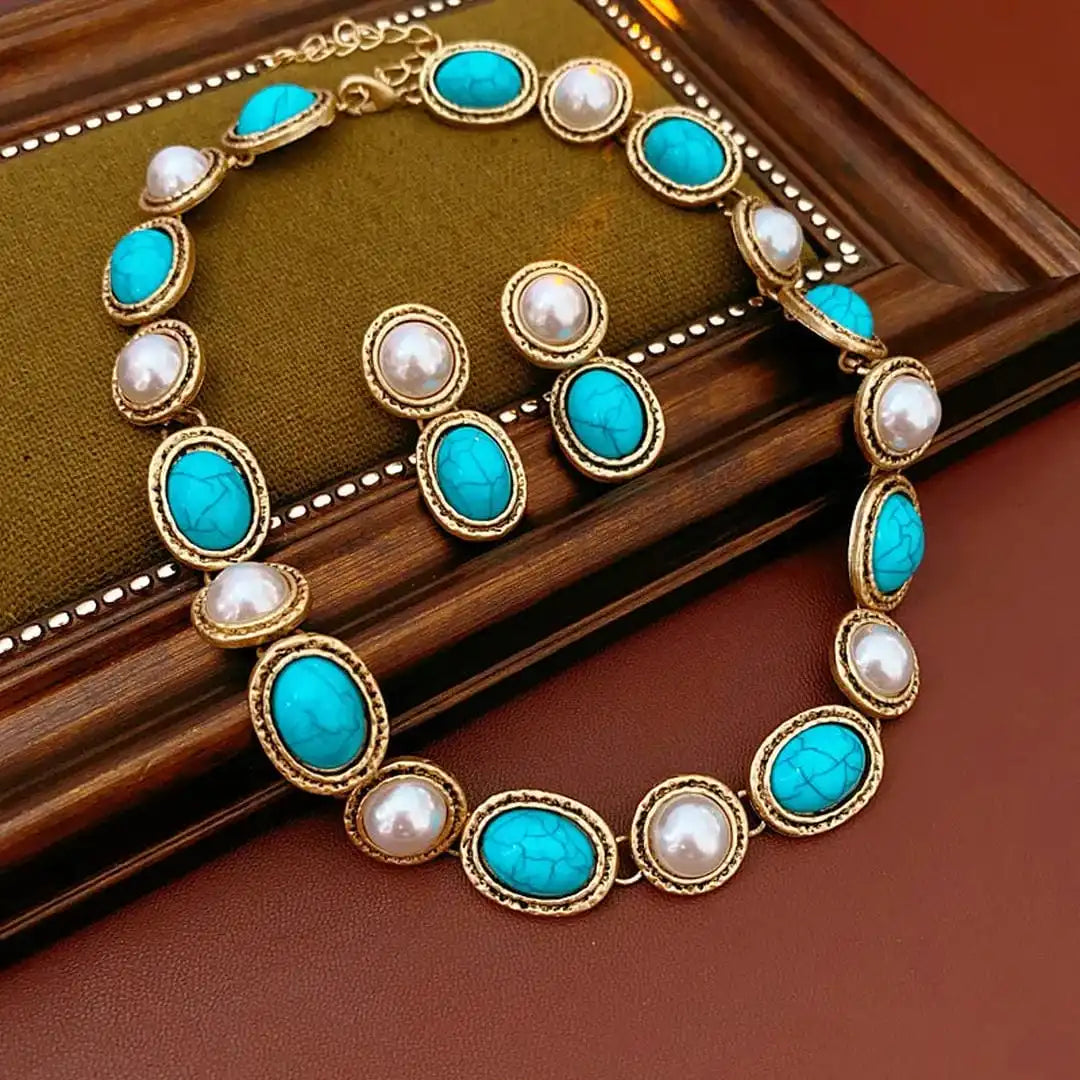 Antique Gold Necklace Set with Turquoise and Pearls