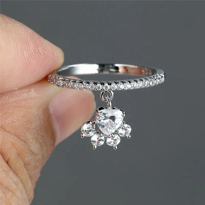 Vintage Cat Paw & Heart Stone Ring – Gold & Silver Tone