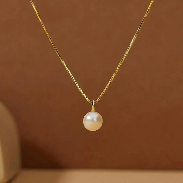Gold Necklace Caoimhe with Single Pearl
