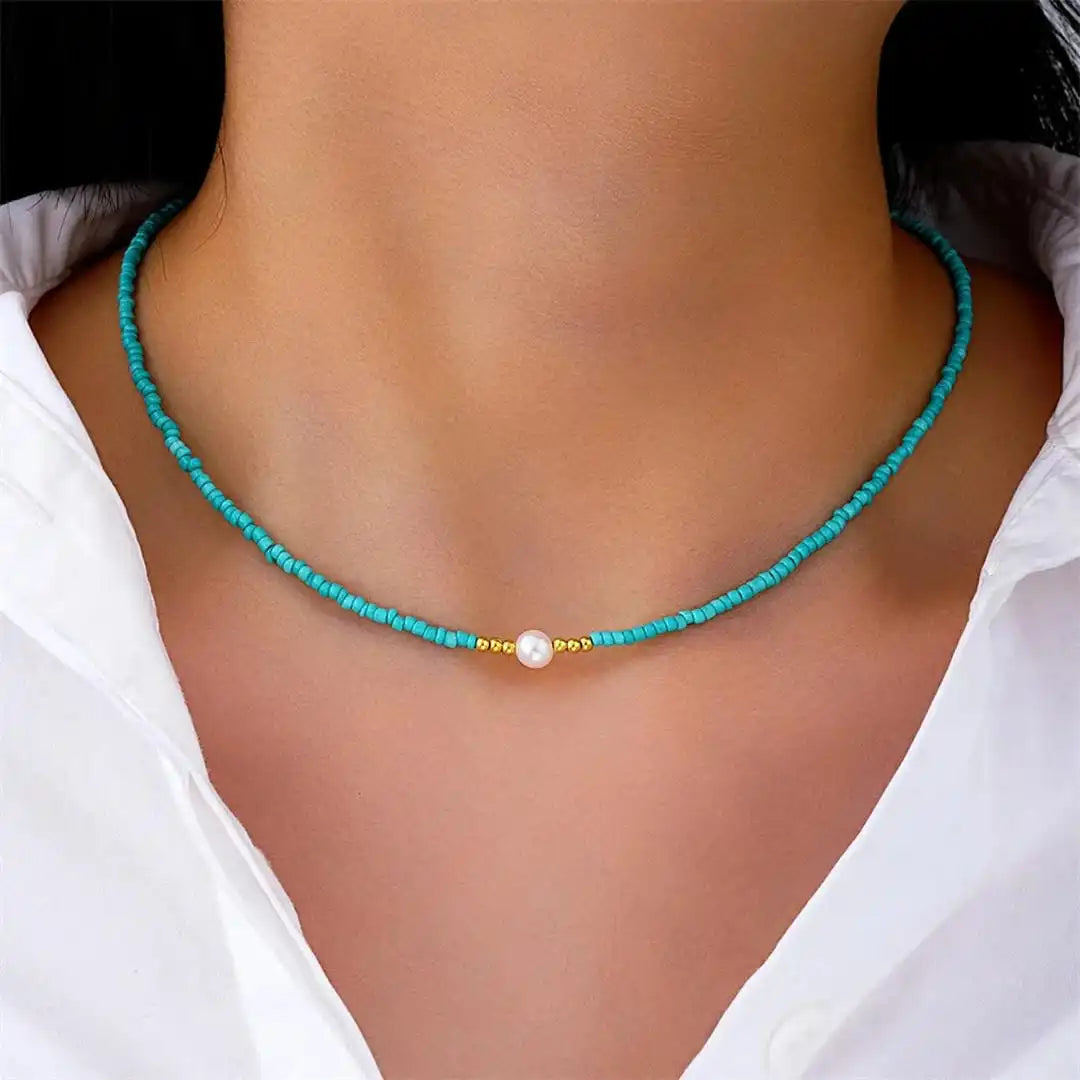 Turquoise Beaded Choker Aoibhinn with Pearl