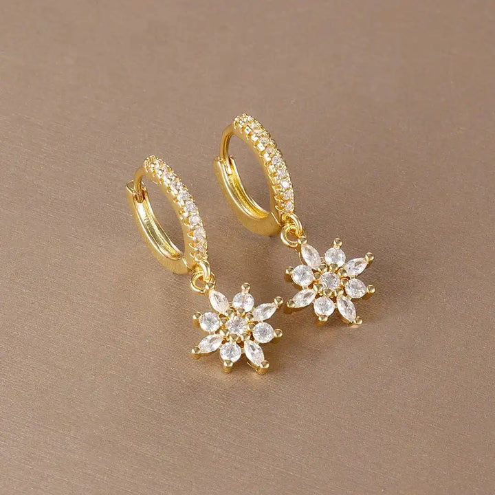 Gold Drop Earrings Áine with Crystal Snowflake