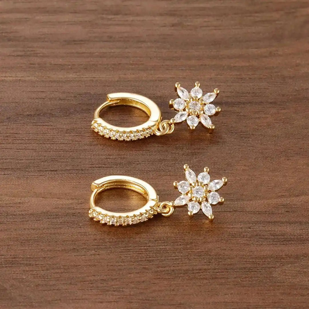 Gold Drop Earrings Áine with Crystal Snowflake