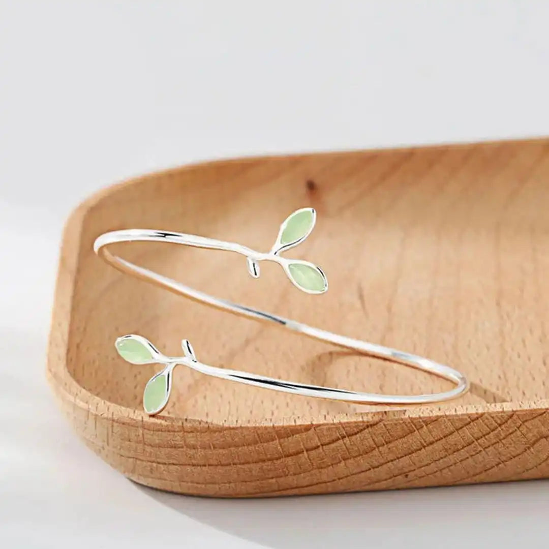 Silver Bangle Eabha with Opal Leaves