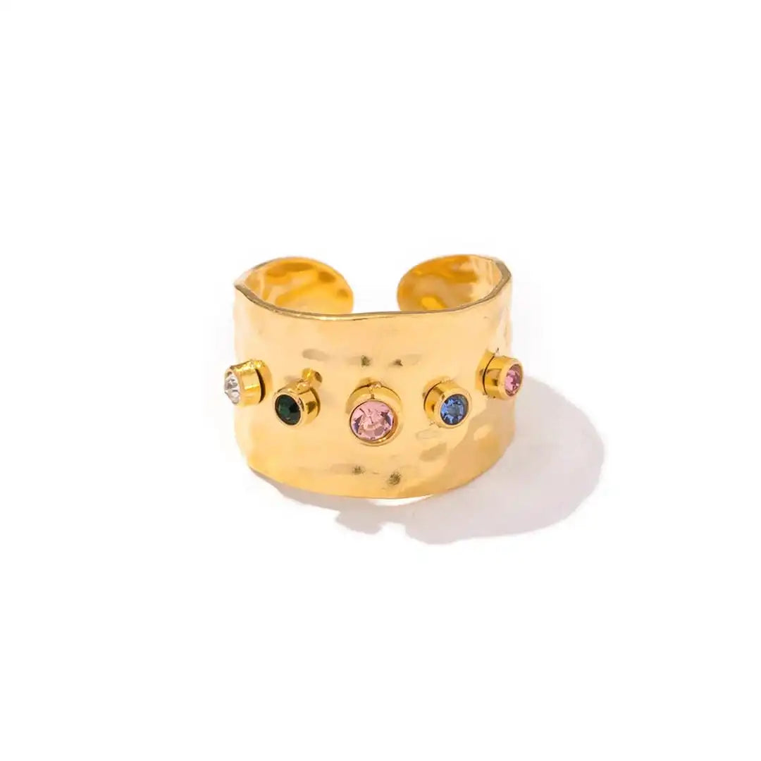 Gold Ring Eabha with Emerald
