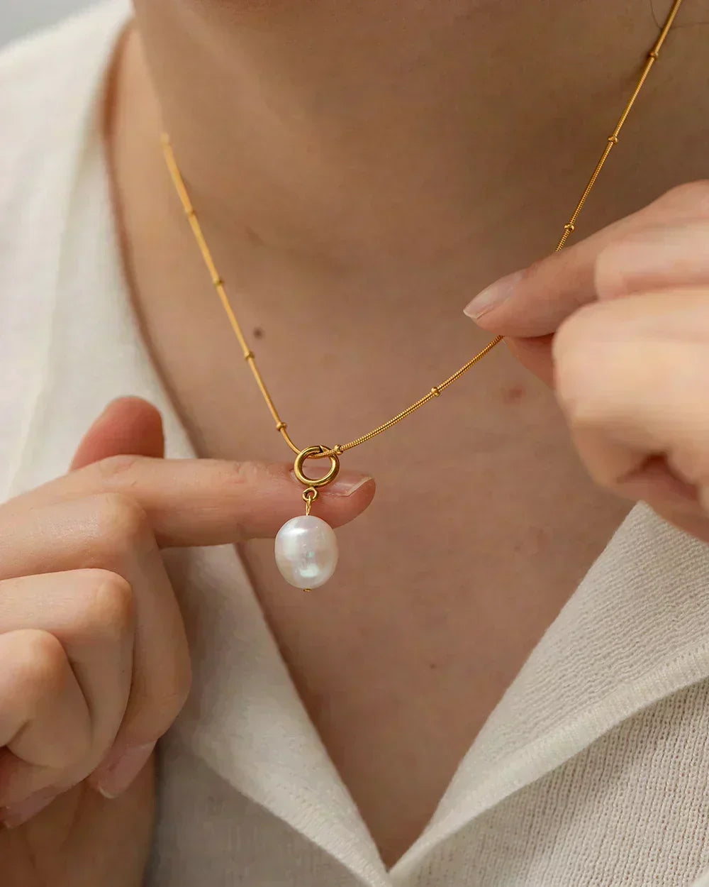 Gold Necklace Sadhbh with Pearl