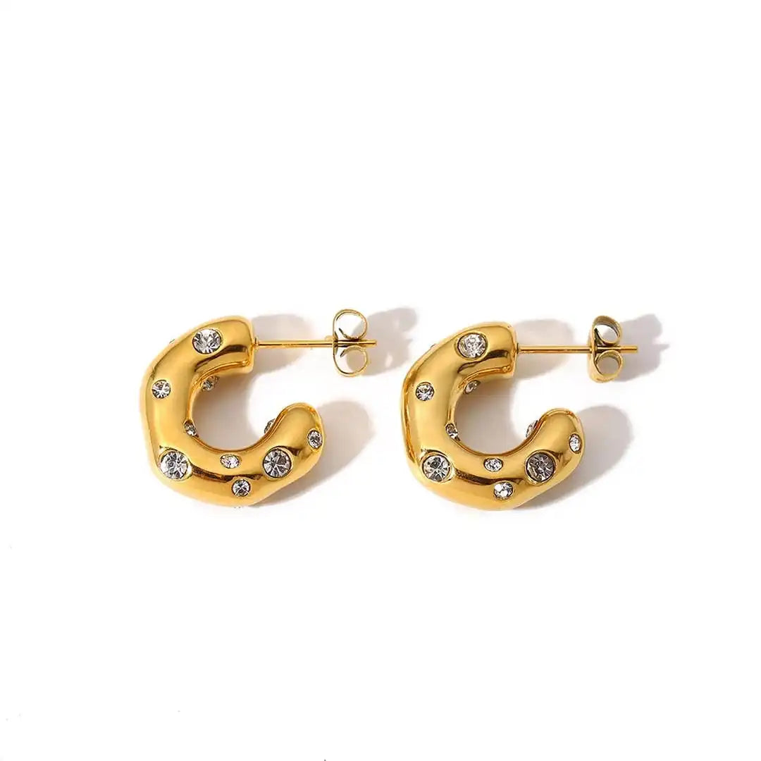 Gold Hoop Earrings Clíodhna with Pearls and Crystals