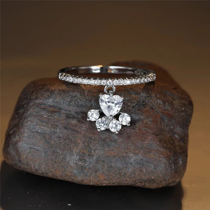 Vintage Cat Paw & Heart Stone Ring – Gold & Silver Tone