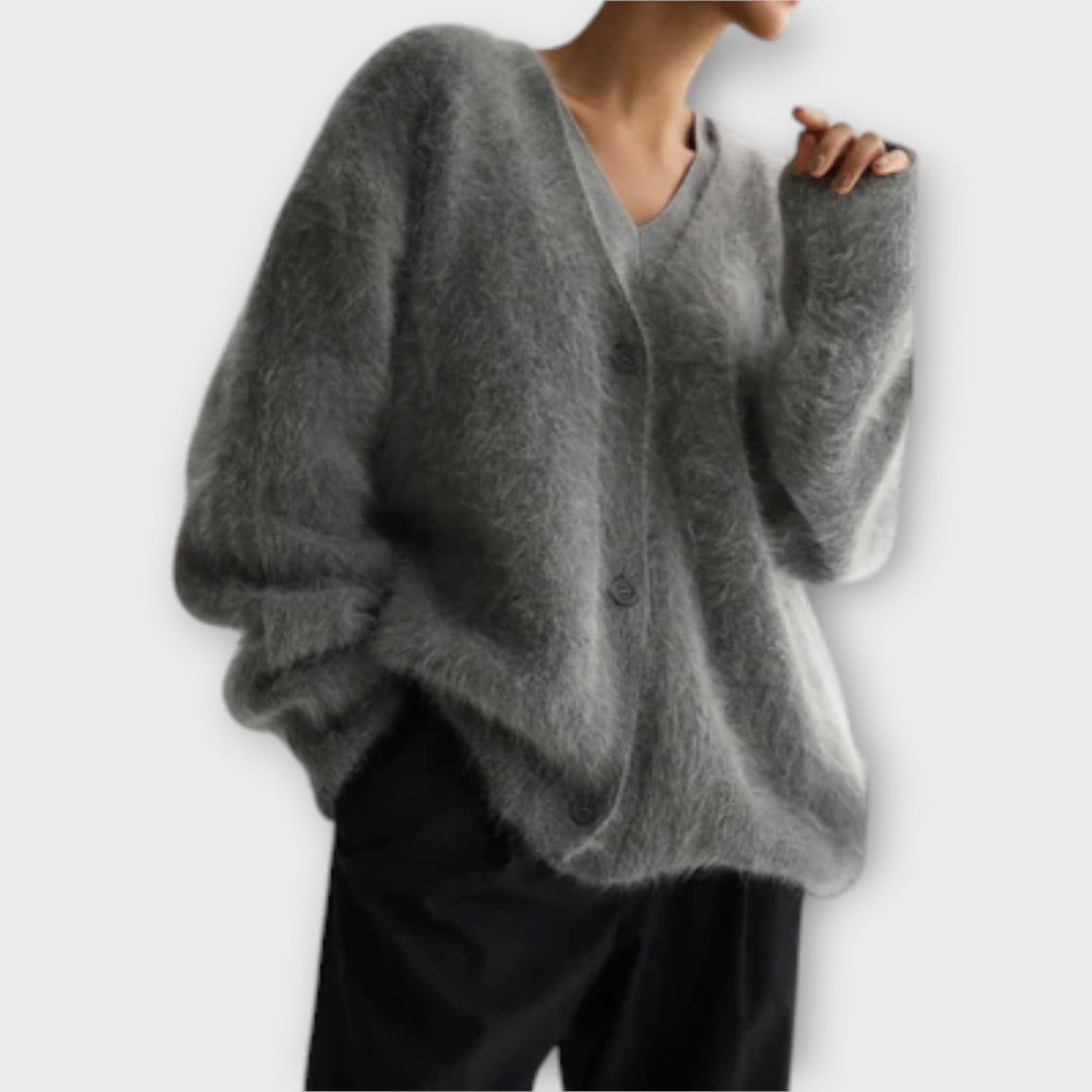 Dahlia - Beiger eleganter Flausch-Cardigan