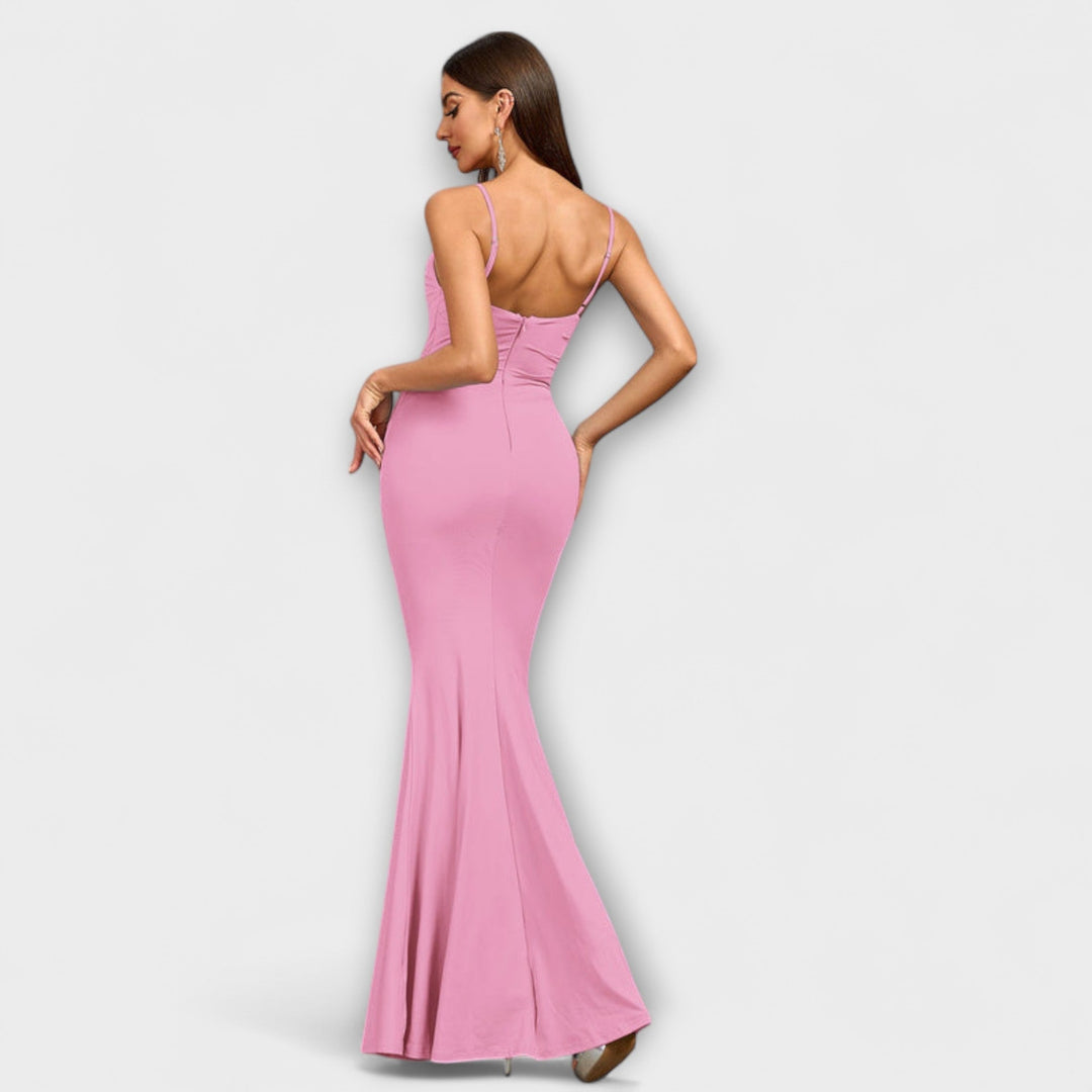 Callie - Beiges elegantes Rüschenkleid