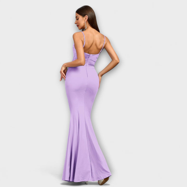 Callie - Beiges elegantes Rüschenkleid